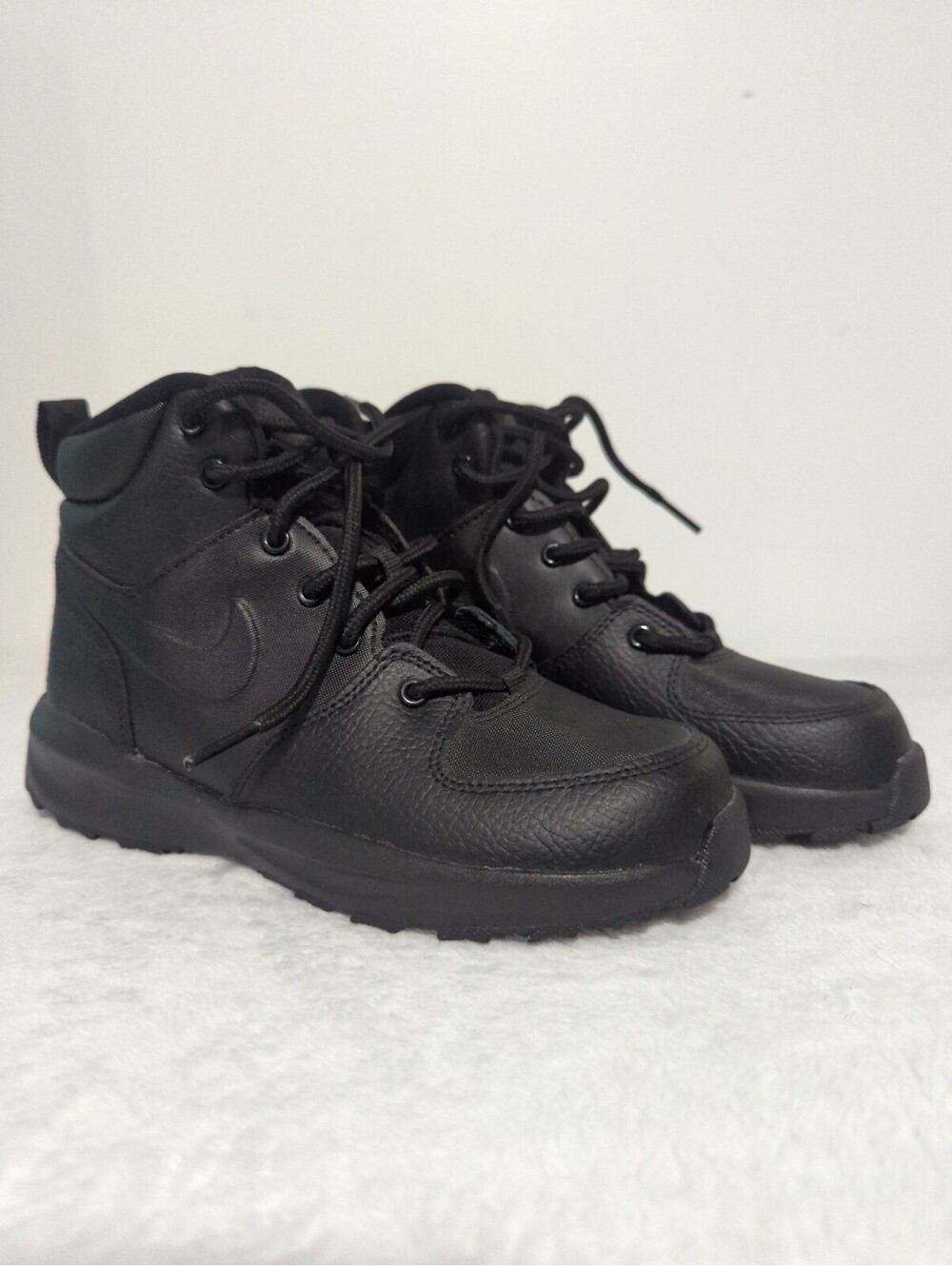 Nike Manoa LTR (PS) Triple Black Hi Top Boys Boots BQ5373-001 Size 1.5Y